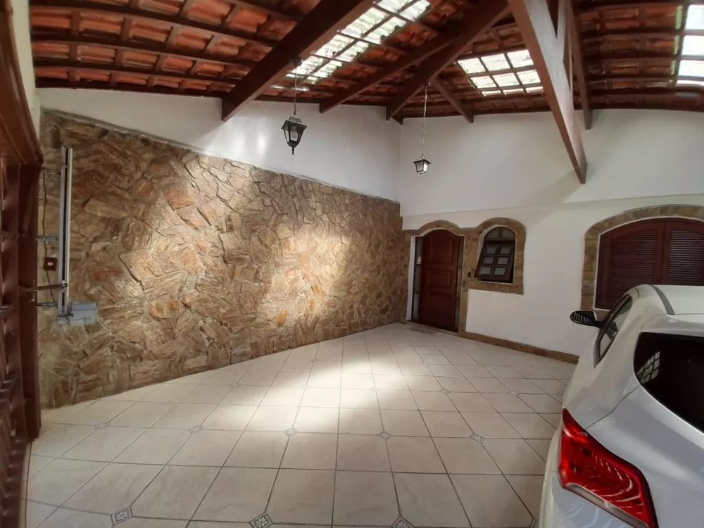 Sobrado à venda com 4 quartos, 209m² - Foto 3