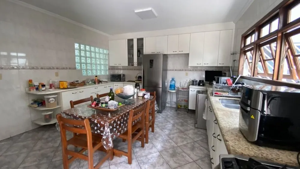 Sobrado, 3 quartos, 267 m² - Foto 3