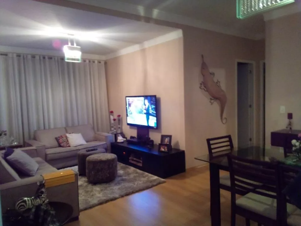 Apartamento à venda com 2 quartos, 64m² - Foto 2