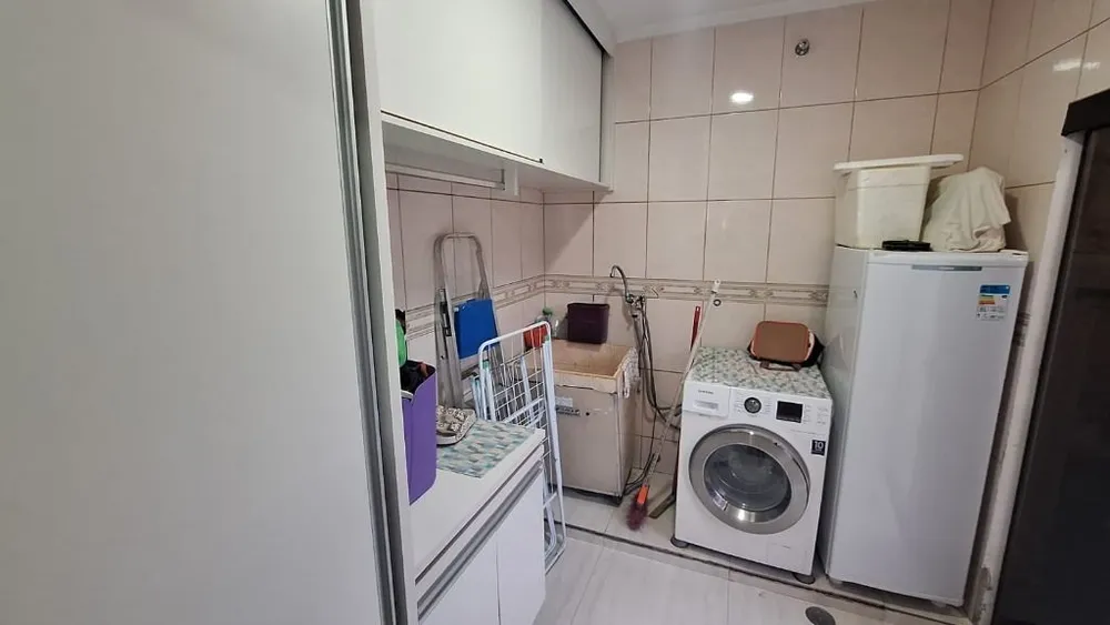 Sobrado, 3 quartos, 256 m² - Foto 2