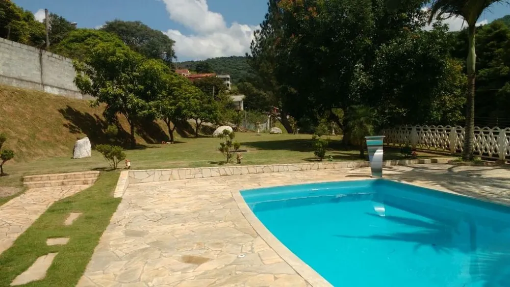 Chácara, 3 quartos, 1 m² - Foto 1