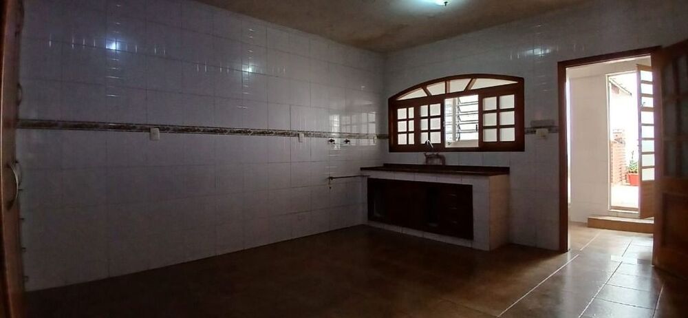 Casa, 3 quartos, 224 m² - Foto 3