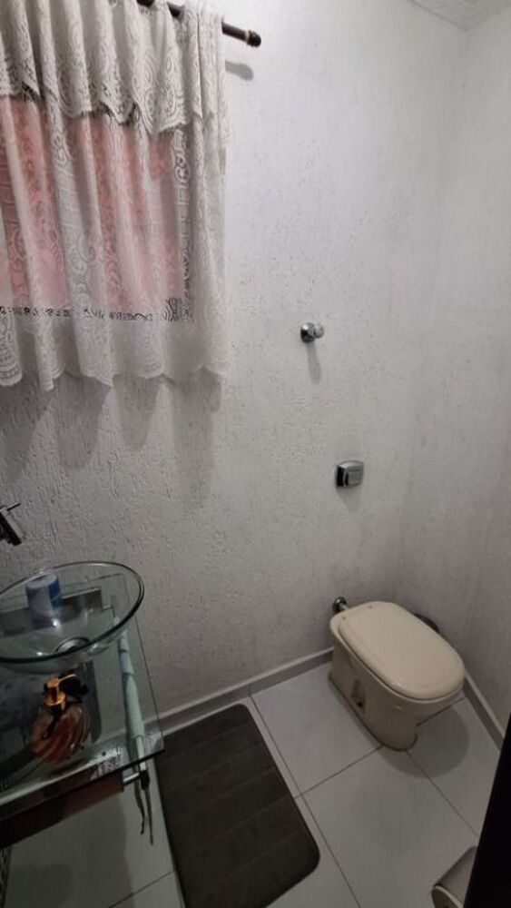 Sobrado, 3 quartos, 200 m² - Foto 1