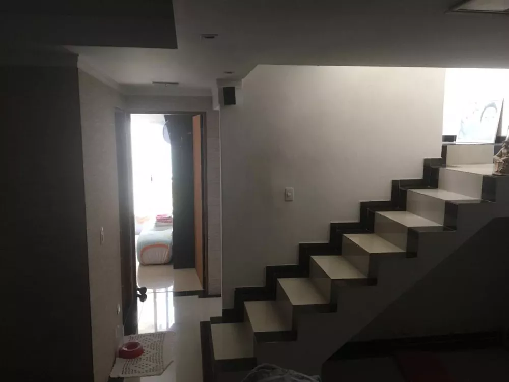 Sobrado à venda com 4 quartos, 190m² - Foto 3