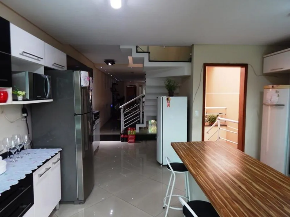 Sobrado, 3 quartos, 272 m² - Foto 6