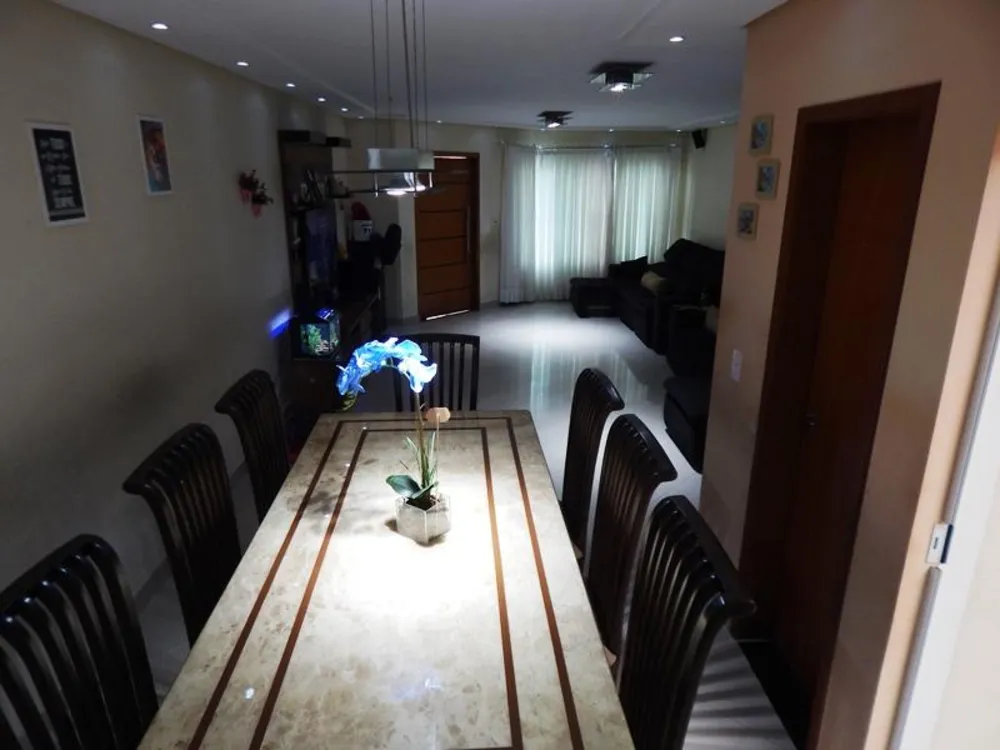 Sobrado, 3 quartos, 272 m² - Foto 4
