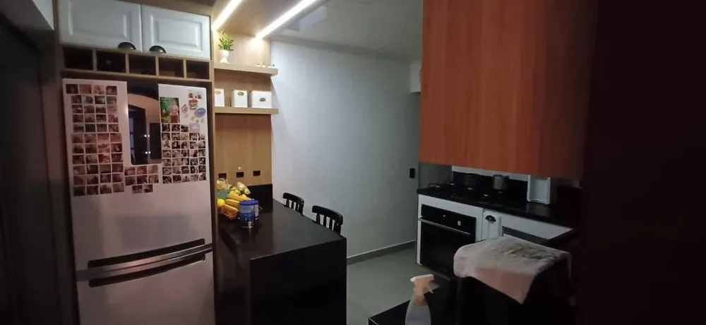 Sobrado, 3 quartos, 166 m² - Foto 2