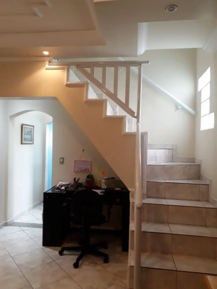 Sobrado, 3 quartos, 316 m² - Foto 2