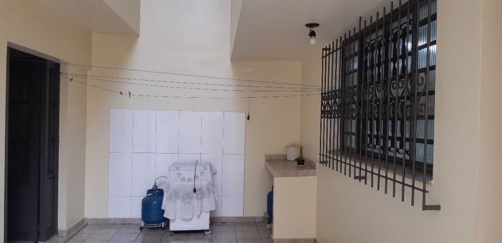 Sobrado, 3 quartos, 297 m² - Foto 1