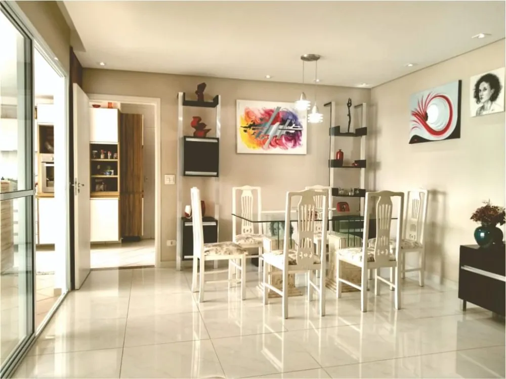 Apartamento, 3 quartos, 130 m² - Foto 2
