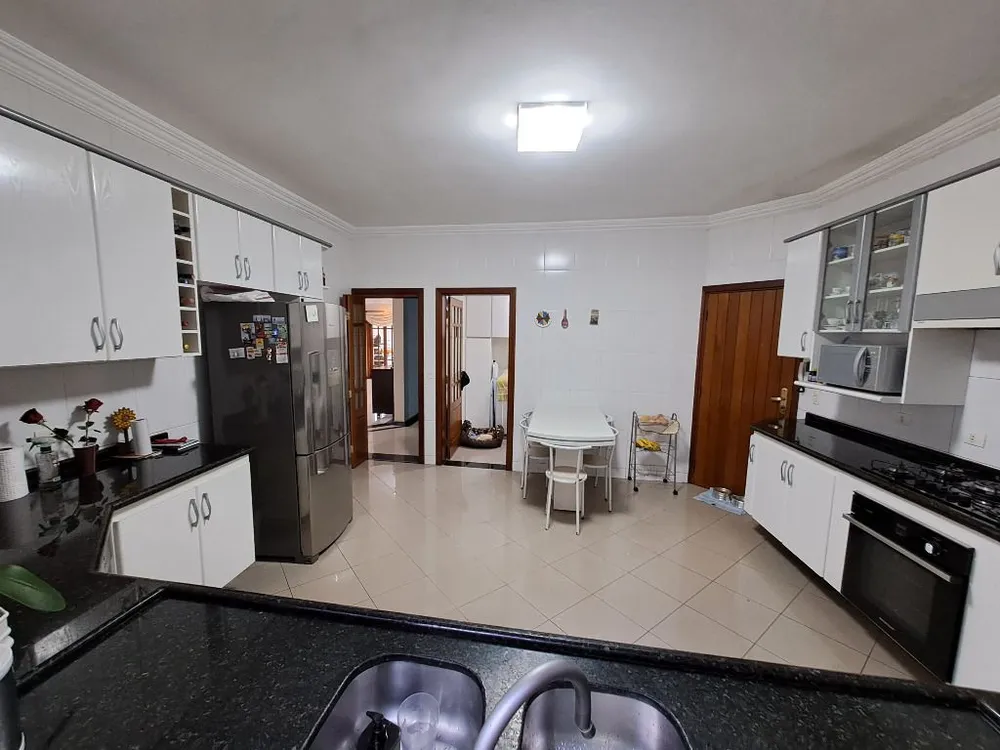 Sobrado, 4 quartos, 357 m² - Foto 4
