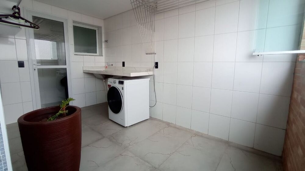 Apartamento, 3 quartos, 158 m² - Foto 2