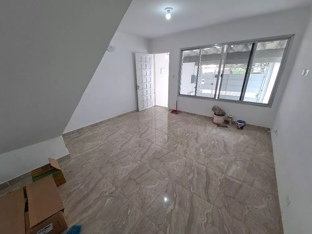 Sobrado à venda com 2 quartos, 129m² - Foto 1