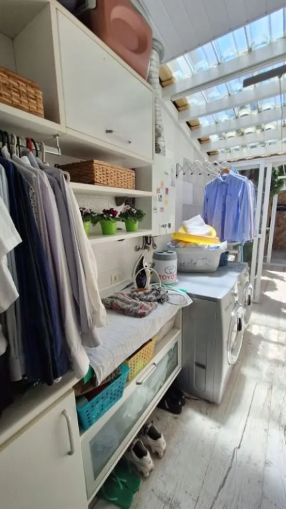 Sobrado, 3 quartos, 242 m² - Foto 1