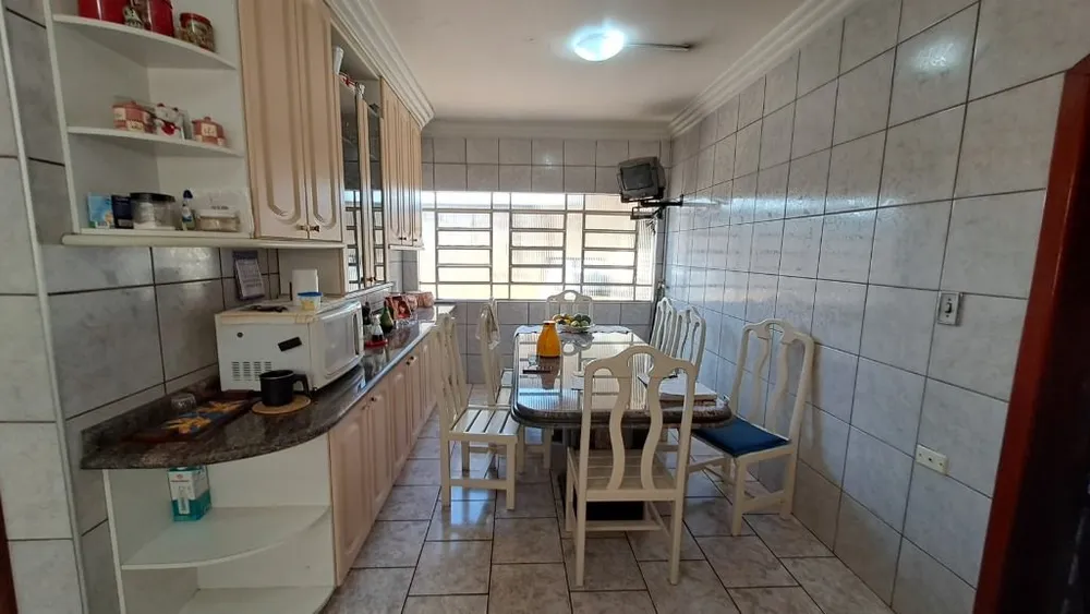 Sobrado, 3 quartos, 381 m² - Foto 3