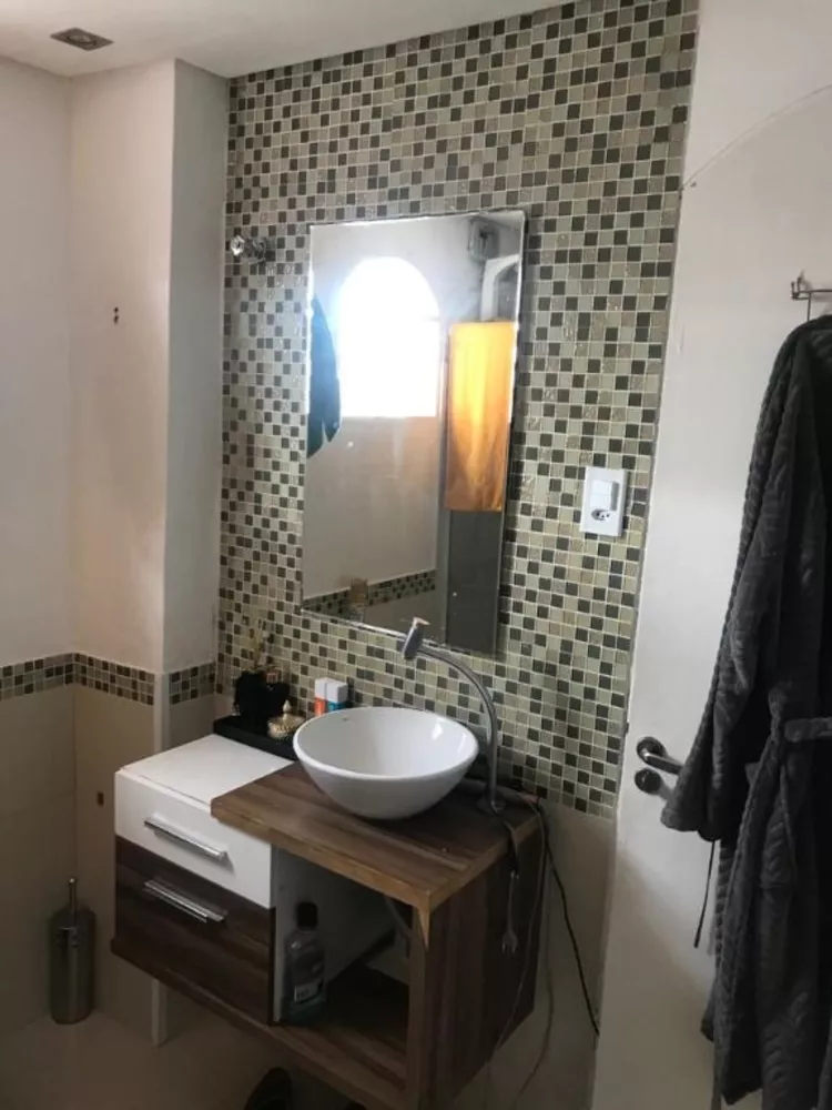 Sobrado à venda com 3 quartos, 202m² - Foto 13