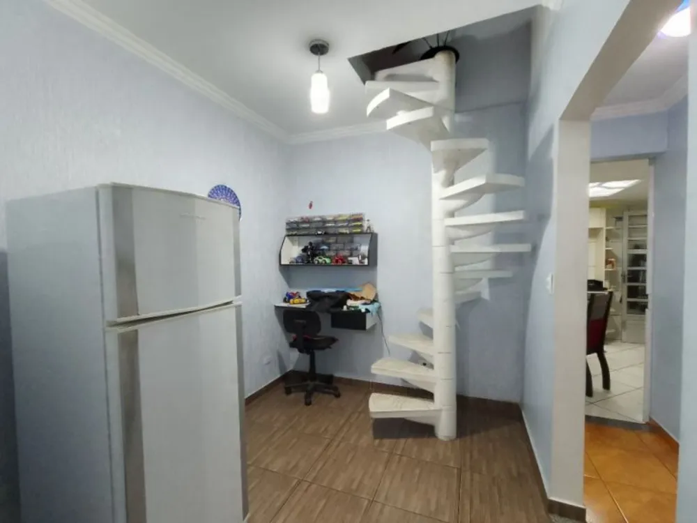 Sobrado, 2 quartos, 243 m² - Foto 1