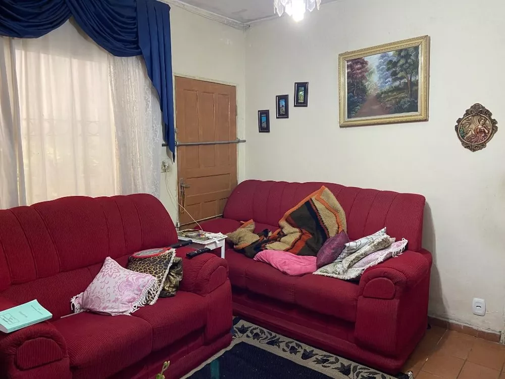 Casa, 2 quartos, 202 m² - Foto 1