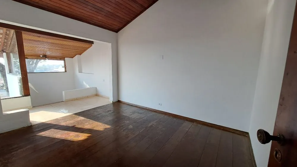 Sobrado, 4 quartos, 327 m² - Foto 2