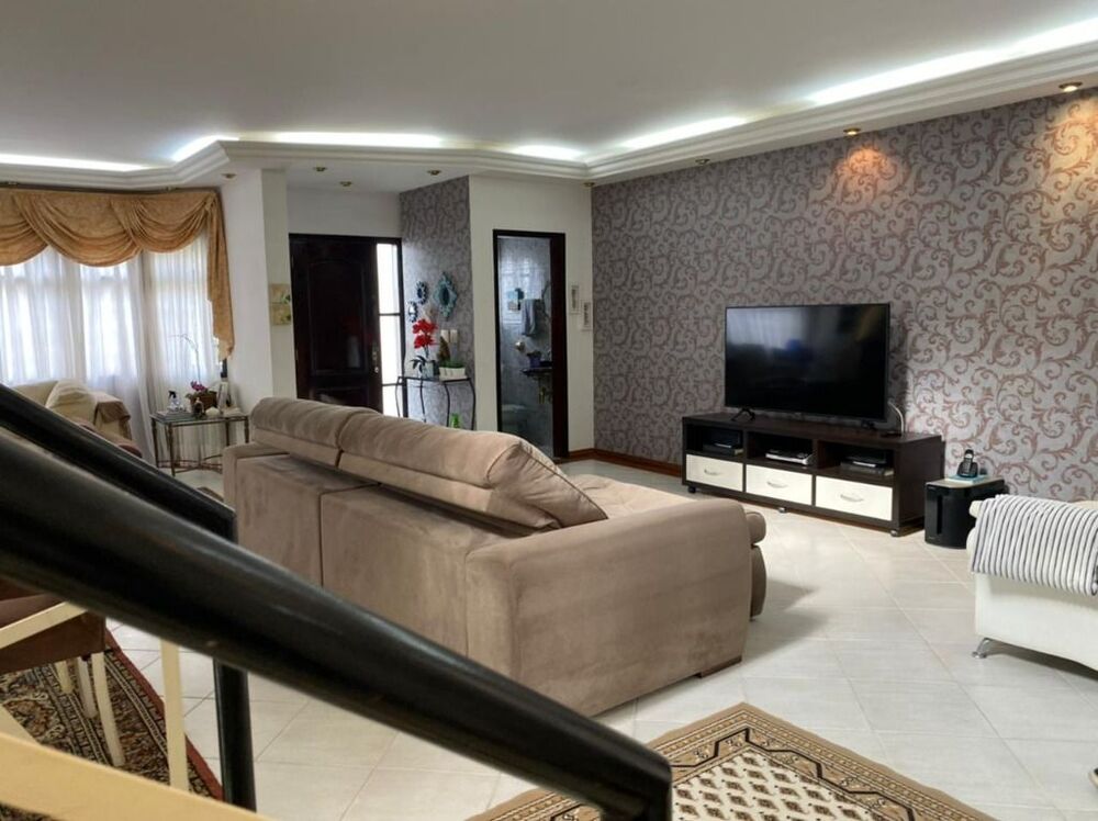 Sobrado, 3 quartos, 320 m² - Foto 2