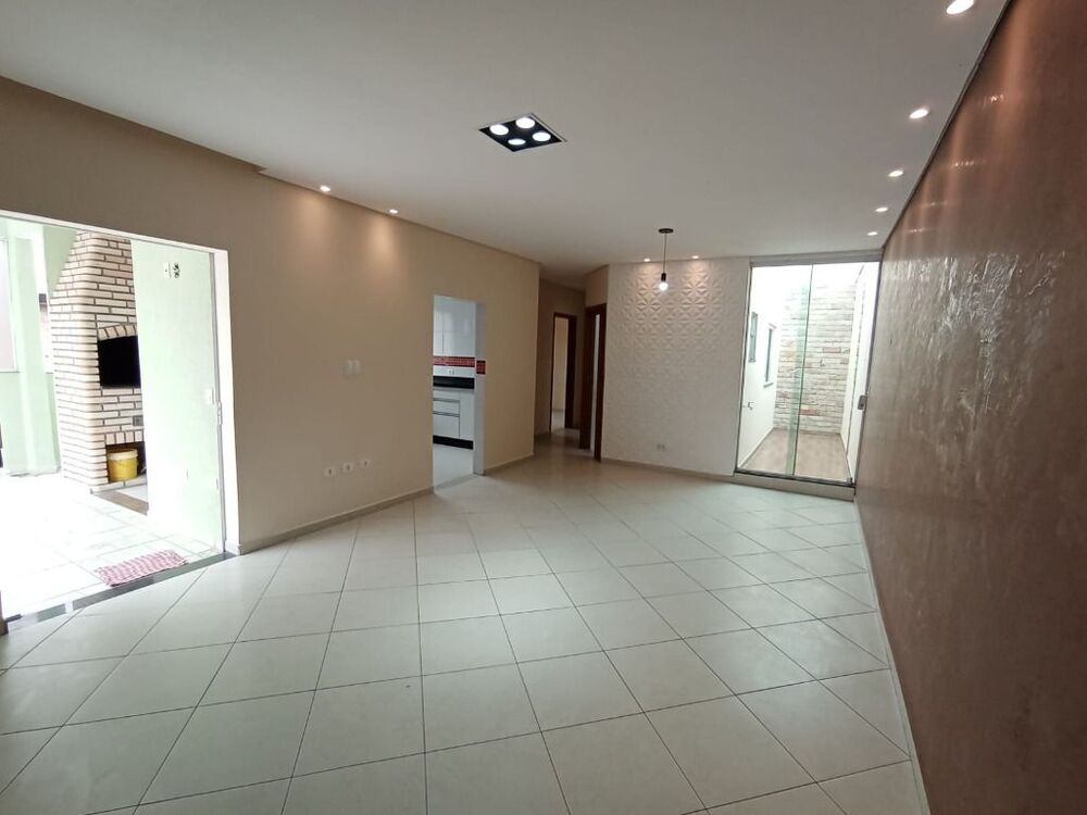 Sobrado, 3 quartos, 297 m² - Foto 1