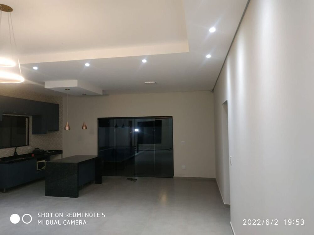 Casa, 4 quartos, 186 m² - Foto 1