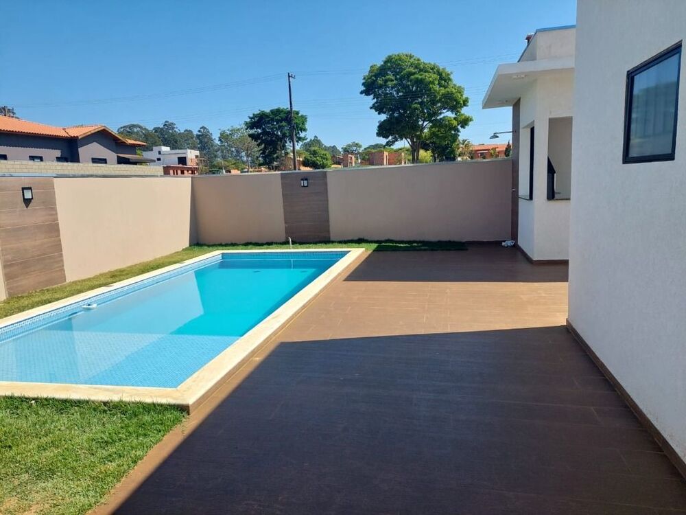 Casa, 4 quartos, 186 m² - Foto 2