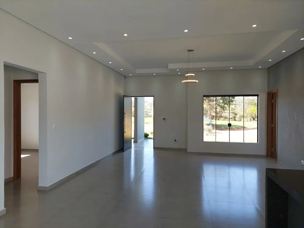 Casa, 4 quartos, 186 m² - Foto 1