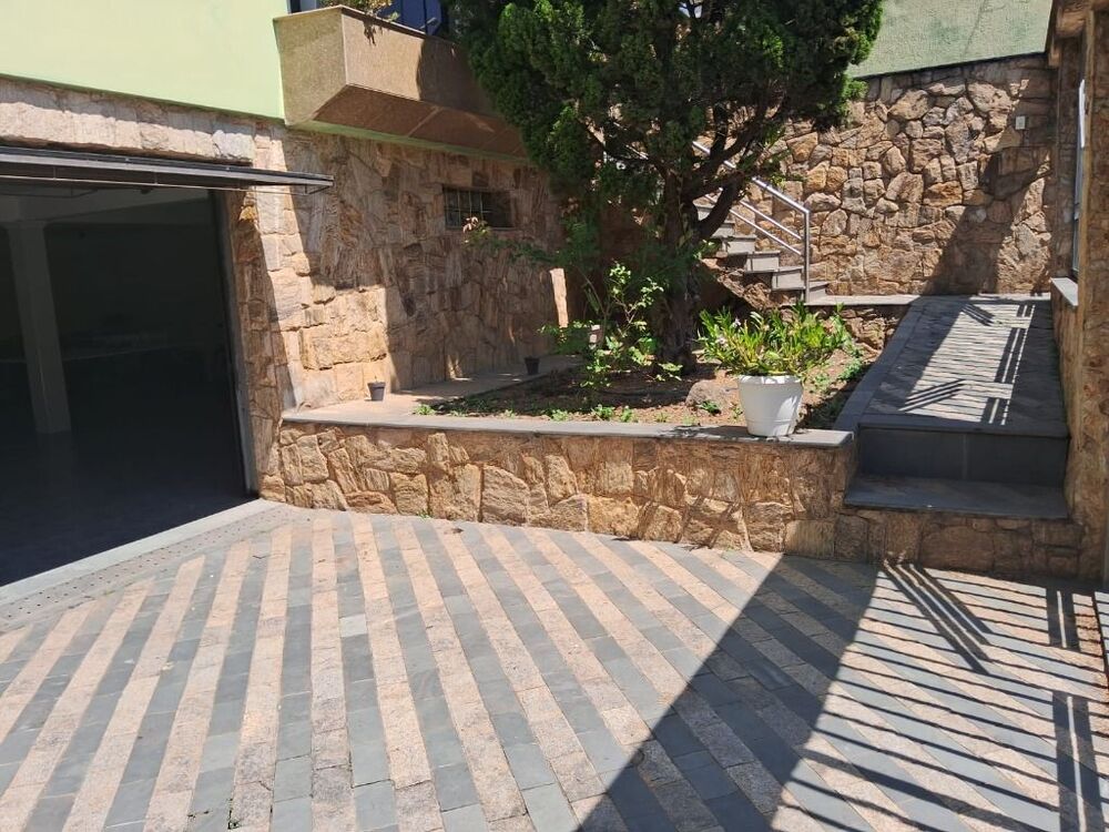 Sobrado, 5 quartos, 380 m² - Foto 1