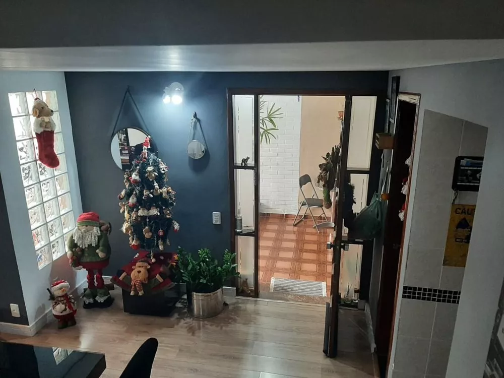 Sobrado à venda com 3 quartos, 146m² - Foto 1