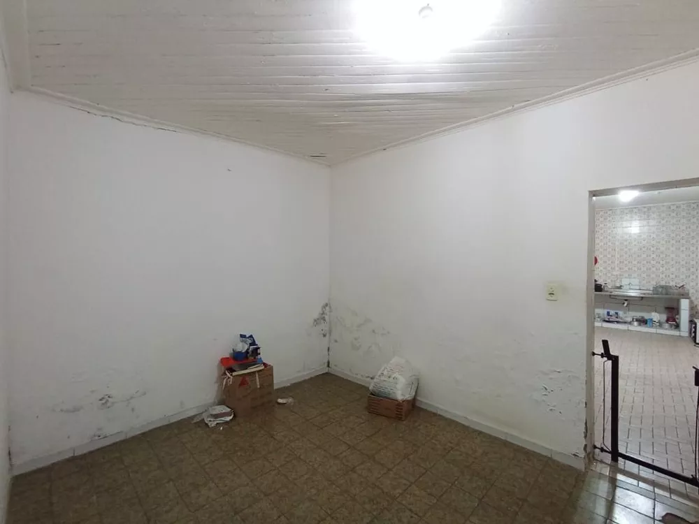 Casa à venda com 2 quartos, 187m² - Foto 7