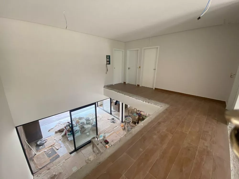 Sobrado à venda com 4 quartos, 310m² - Foto 5