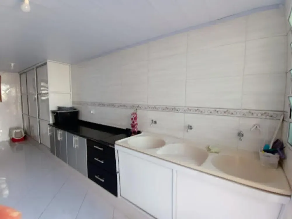 Casa, 3 quartos, 240 m² - Foto 6