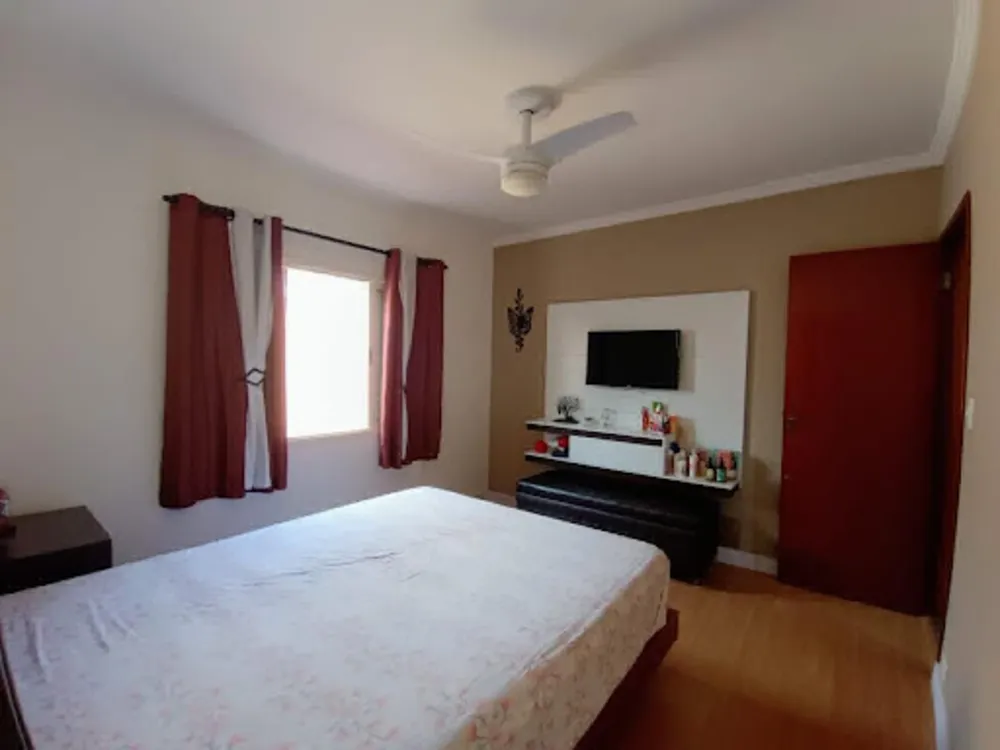 Casa, 3 quartos, 240 m² - Foto 8