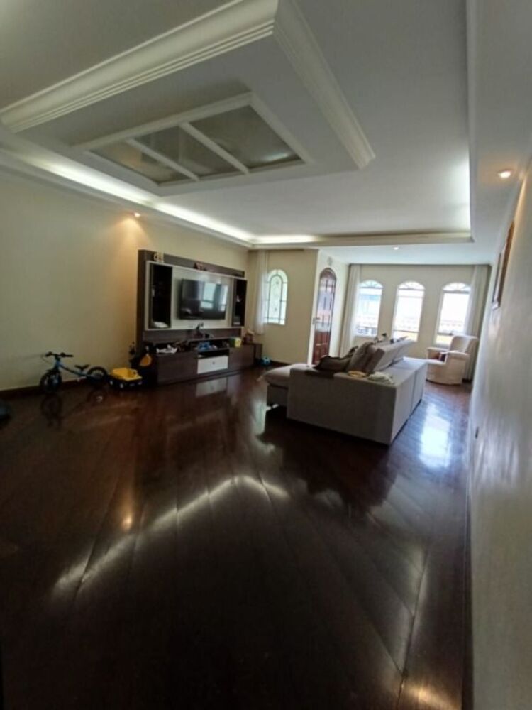 Sobrado, 3 quartos, 230 m² - Foto 1