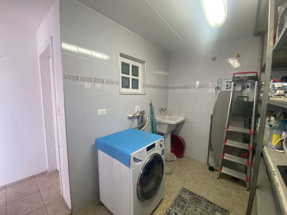 Casa, 3 quartos, 200 m² - Foto 1