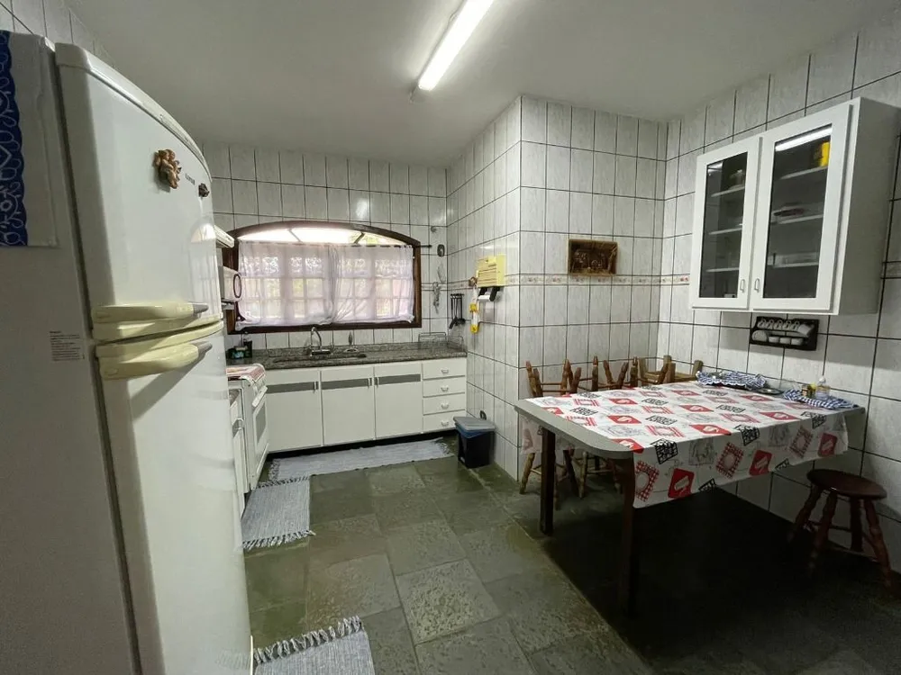 Sobrado, 4 quartos, 340 m² - Foto 2