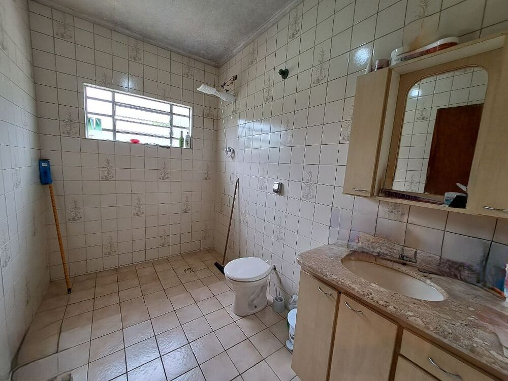 Casa, 3 quartos, 214 m² - Foto 3