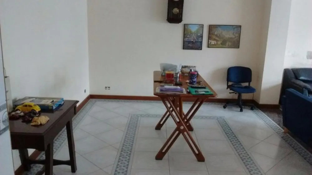 Casa, 3 quartos, 250 m² - Foto 4