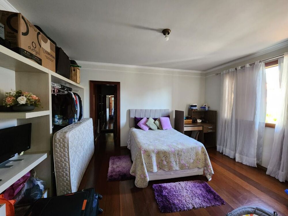 Casa, 4 quartos, 649 m² - Foto 2