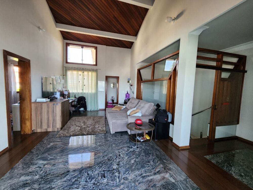 Casa, 4 quartos, 649 m² - Foto 1