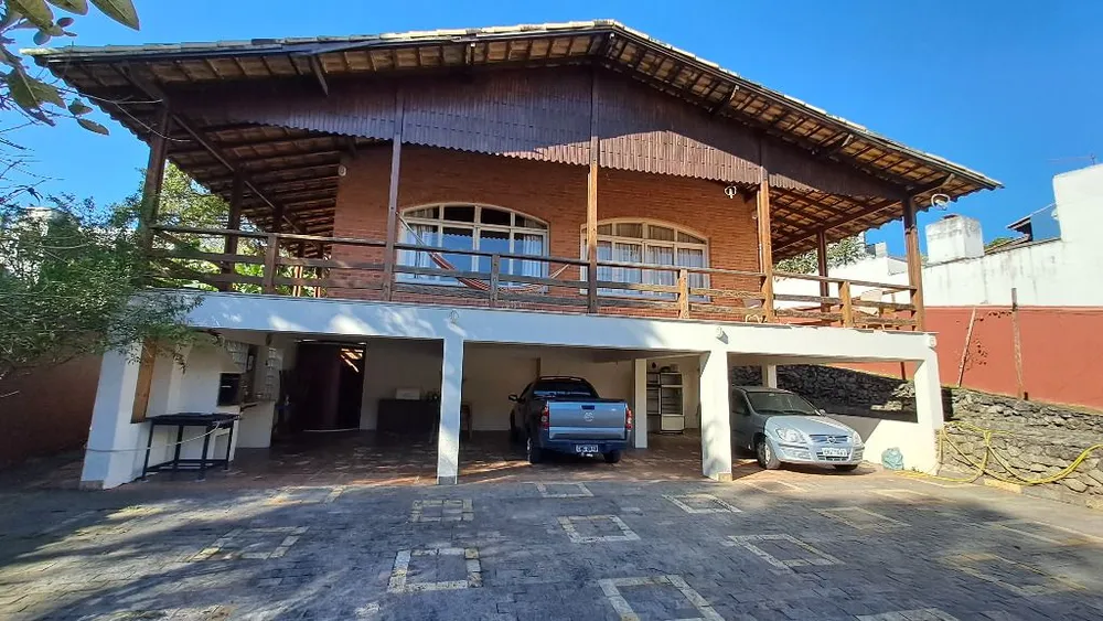 Casa, 3 quartos, 325 m² - Foto 1