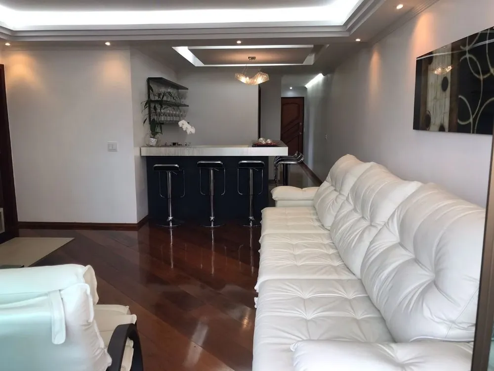 Apartamento, 3 quartos, 130 m² - Foto 1