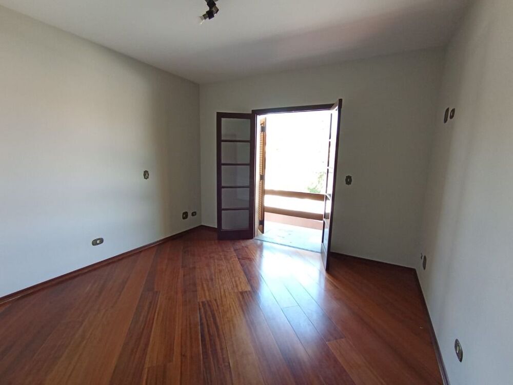 Sobrado, 3 quartos, 267 m² - Foto 2