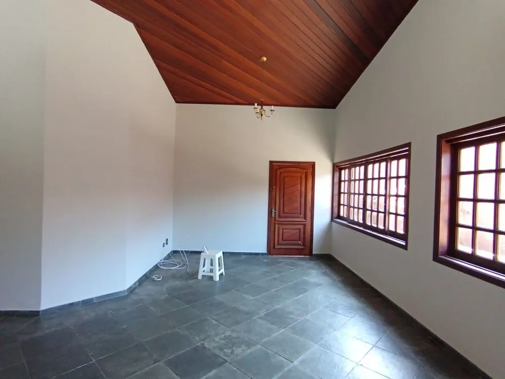 Sobrado, 3 quartos, 267 m² - Foto 2