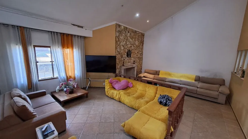 Sobrado, 4 quartos, 500 m² - Foto 1