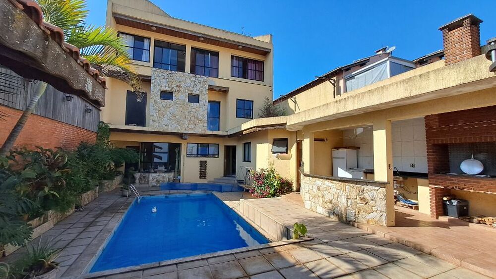 Sobrado, 4 quartos, 500 m² - Foto 1