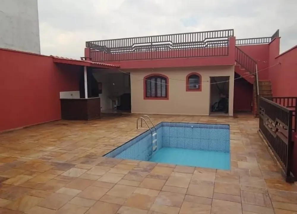 Sobrado, 3 quartos, 305 m² - Foto 1