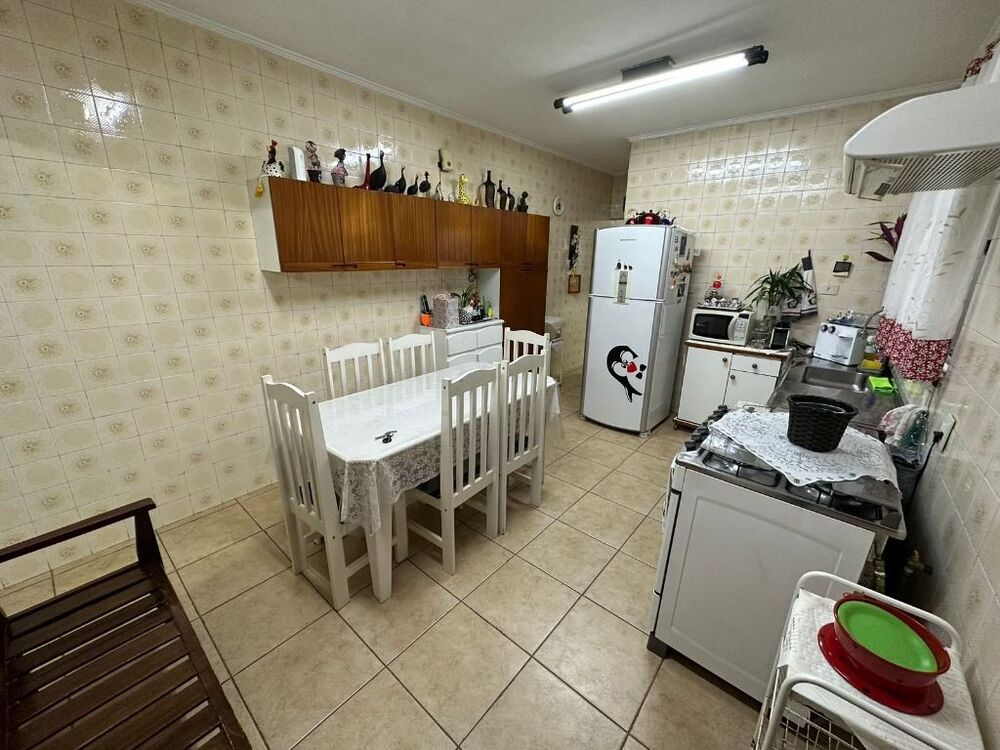 Casa à venda com 3 quartos, 96m² - Foto 4
