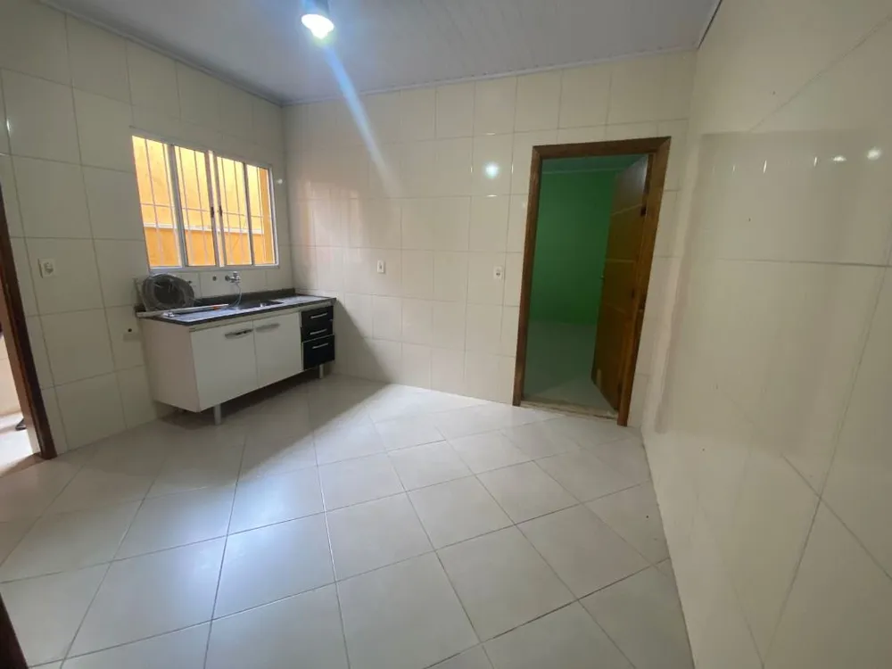 Casa, 2 quartos, 224 m² - Foto 3